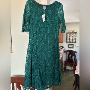 Elegant Green Lace Dress
